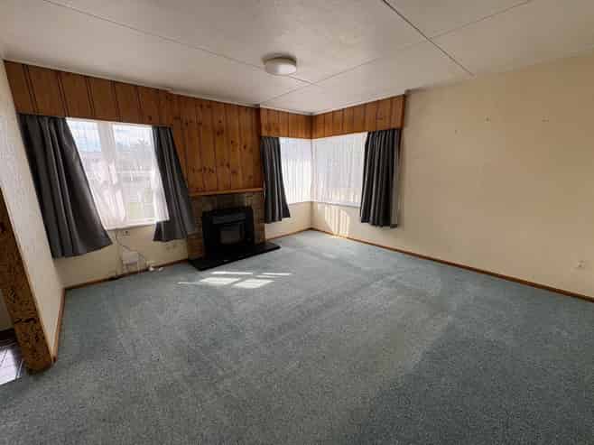 7 Bowling Road, Greenmeadows