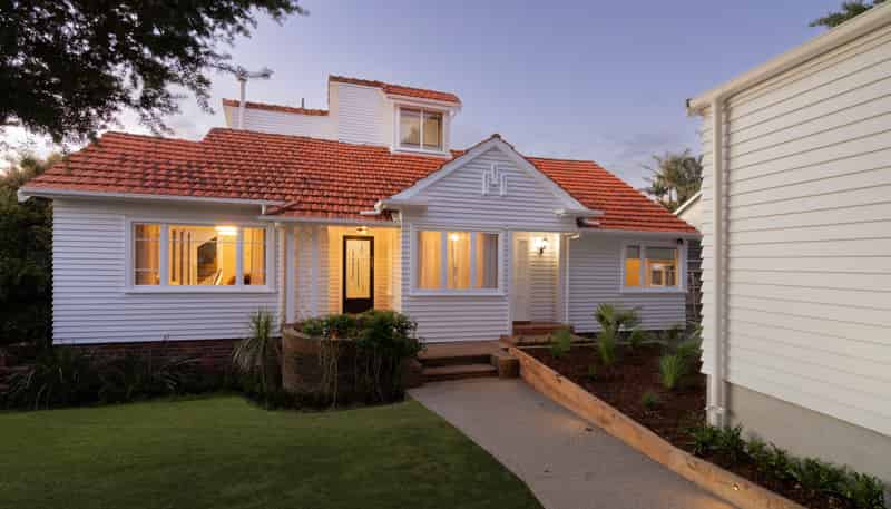 32 Weston Avenue, Mount Albert