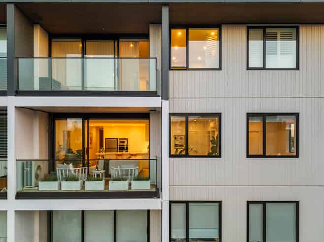 207/8A Lake Pupuke Drive, Takapuna