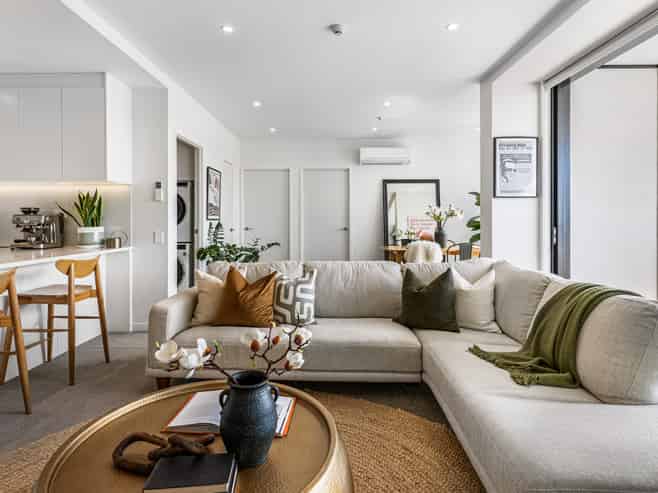 207/8A Lake Pupuke Drive, Takapuna