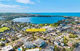 207/8A Lake Pupuke Drive, Takapuna