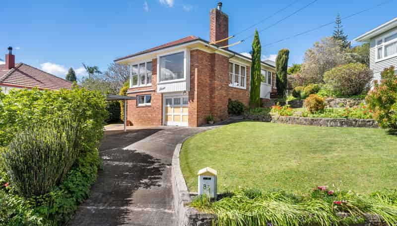 83 Mount Royal Avenue, Mount Albert