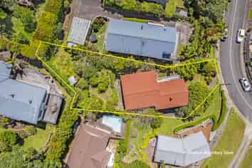 15 Colmar Road, Mellons Bay