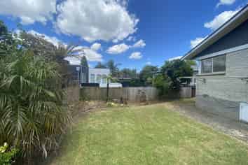 746B River Road, Chartwell