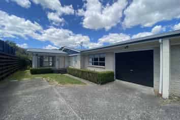 746B River Road, Chartwell