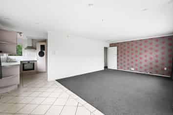 746B River Road, Chartwell