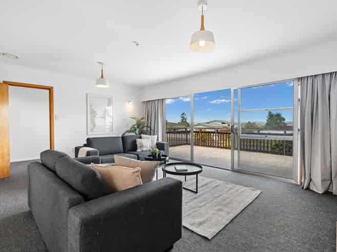 49 West View Cresent, Onerahi