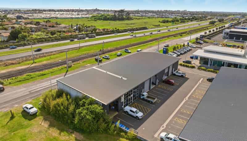 Unit 4/2 Curly McLeod Way, Mount Maunganui