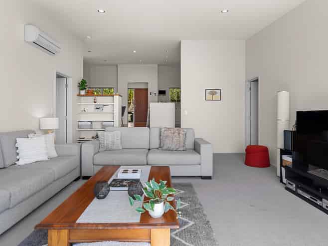 8 Mana Heights, Marybank