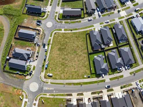 Rare Commercial landholding in Drury