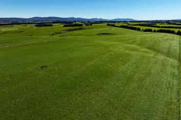 461 Cross Road, Pebbly Hill