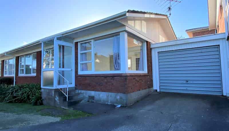 2/166 East Coast Road, Milford