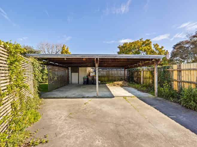 49A Bretts Road, Saint Albans