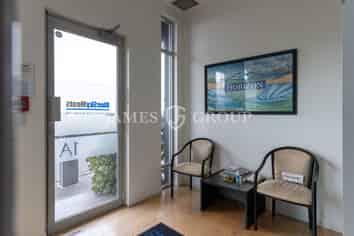 NORTH-FACING PARNELL OFFICE WITH TWO CAR PARKS