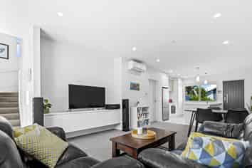 4 Moores Road, Millwater