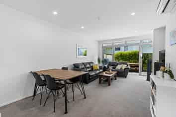 4 Moores Road, Millwater