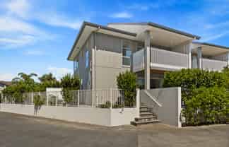 4 Moores Road, Millwater