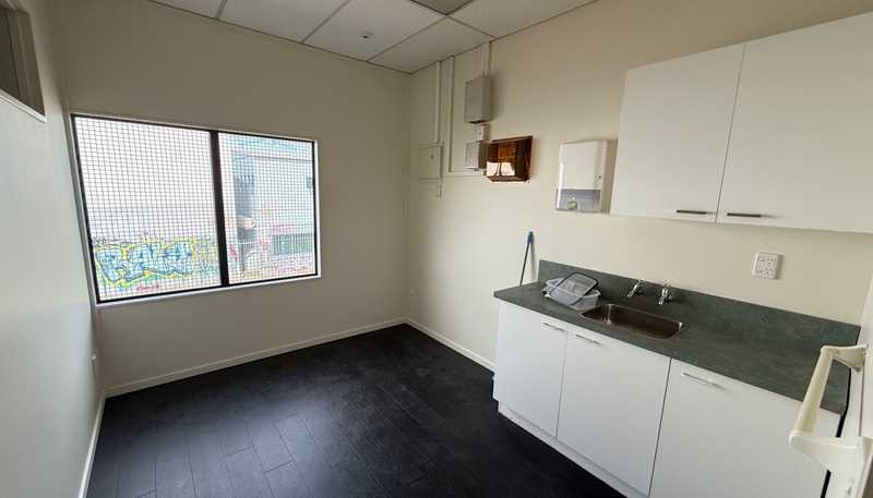 5-9 Washington Way, Sydenham