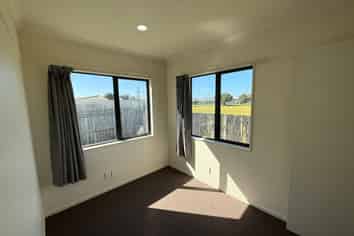 884B Papamoa Beach Road, Papamoa