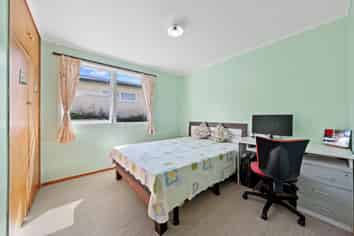 1/84 Sunnynook Road, Sunnynook