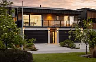 8 Le Mans Grove, Cromwell