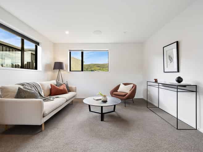 8 Le Mans Grove, Cromwell