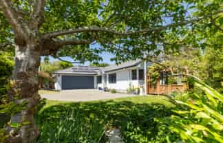 46 Lucknow Road, Havelock North