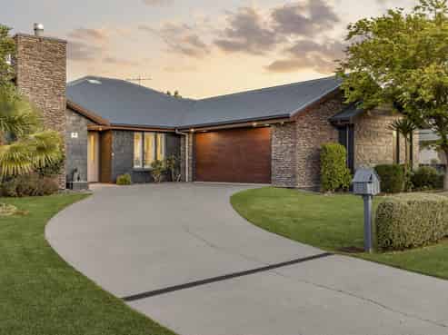 4 Cooper Crescent, Cambridge