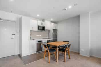 404/16 Mountain Ash Drive, Frankton