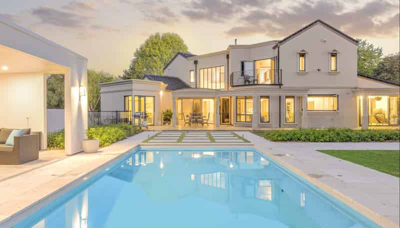 203 Athlone Drive, Cambridge