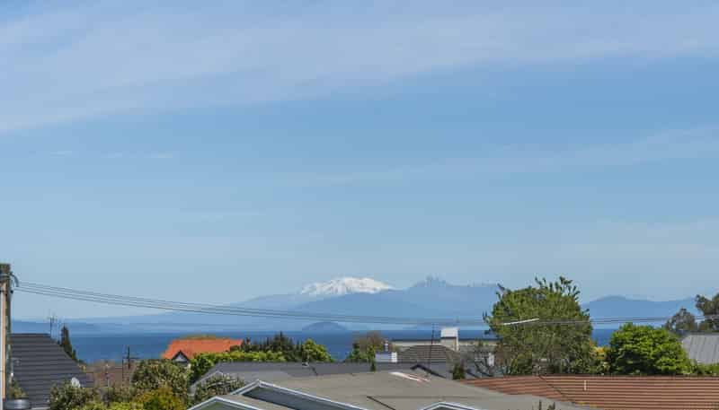 1/6 Kaka Street, Taupo