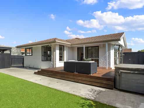 2/12 Camrose Place, Ilam