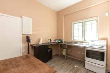 Office/Retail For Lease – $255 per week