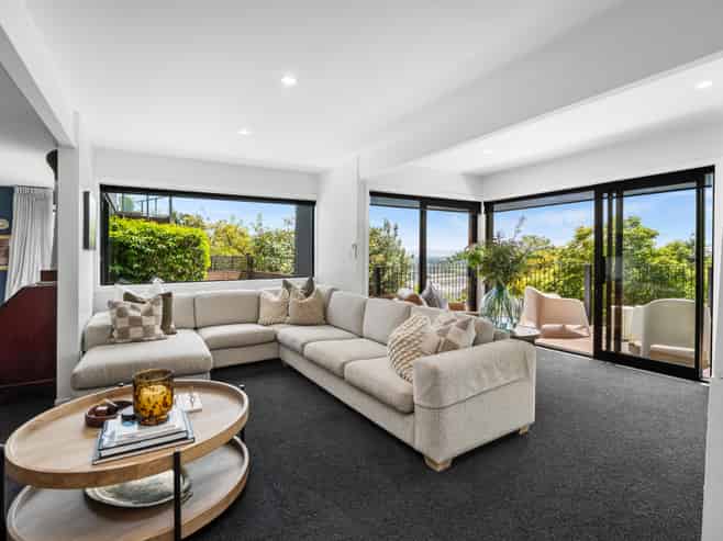 108 Cannon Hill Crescent, Mount Pleasant