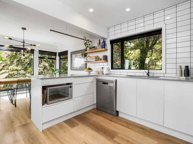 108 Cannon Hill Crescent, Mount Pleasant