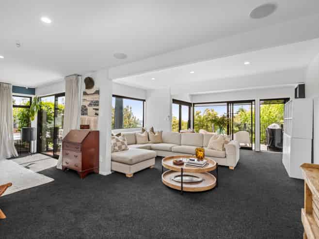 108 Cannon Hill Crescent, Mount Pleasant