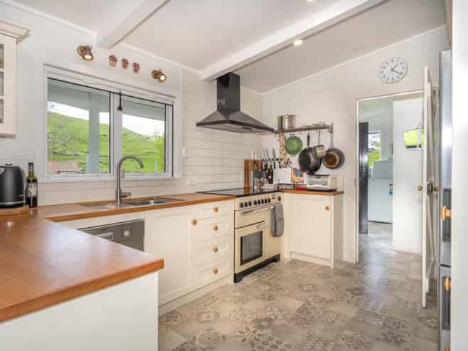 Lot (Lifes1246 State Highway 3, Piopio