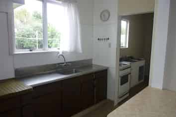 494 Tremaine Avenue, Takaro