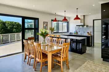 4 Caughley Grove, Karori