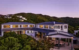 4 Caughley Grove, Karori