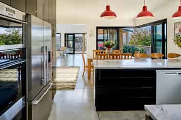 4 Caughley Grove, Karori