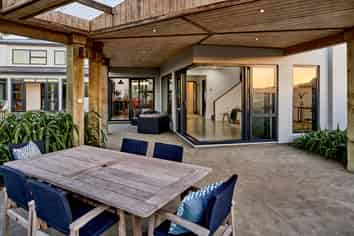 4 Caughley Grove, Karori