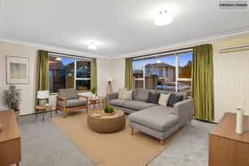 1/15 Peverel Street, Riccarton