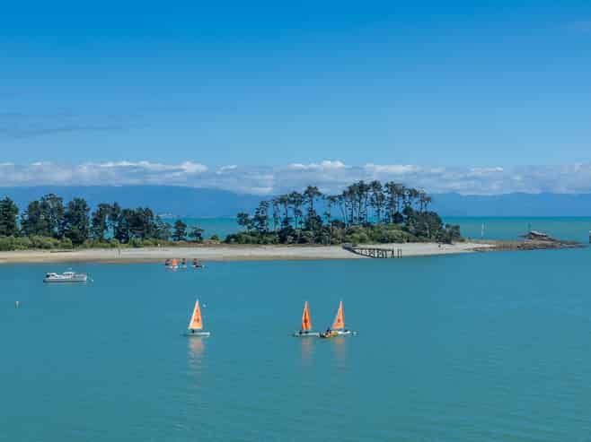 393 Wakefield Quay, Stepneyville