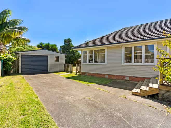 51 Smythe Road, Henderson