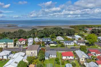 508 Brown Street, Thames