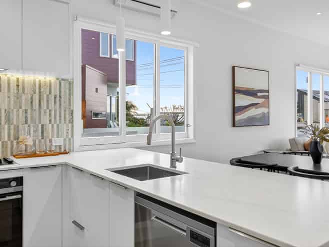 10 Joan Street, Point Chevalier