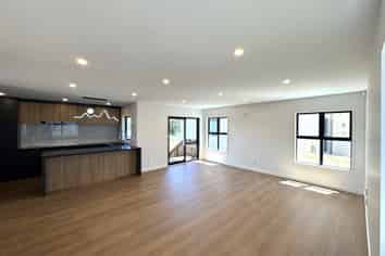 43C Greenmeadows Avenue, Manurewa East