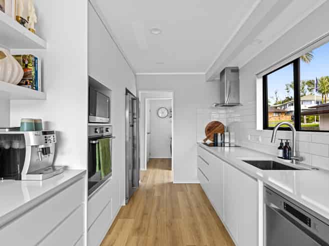 4 Brampton Road, Snells Beach