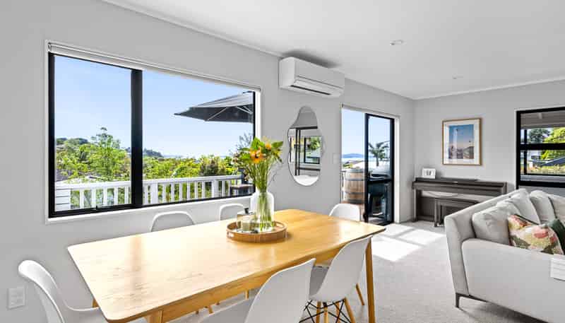 4 Brampton Road, Snells Beach